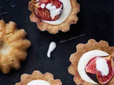 Mandelmusslor med fikon och smetana