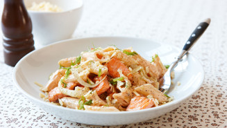 Fenkoli-lohipasta