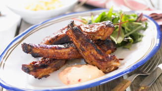 Grillatut ribsit