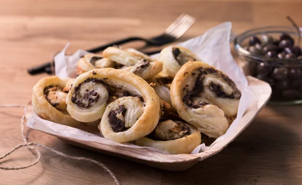 Smakfulle palmier med oliventapenade