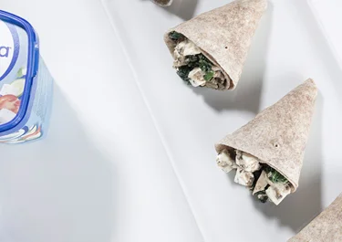 Conos rellenos de espinacas, champiñones y Arla Apetina