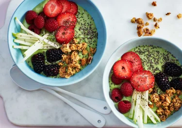 Avocado smoothie bowl