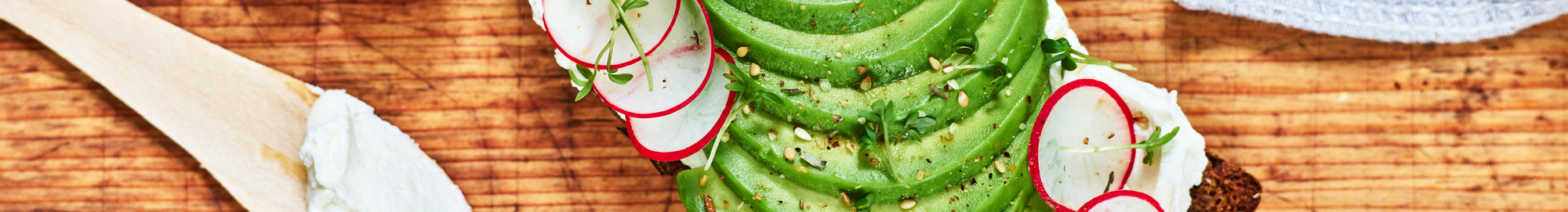 Smørrebrød med flødeost og avocado
