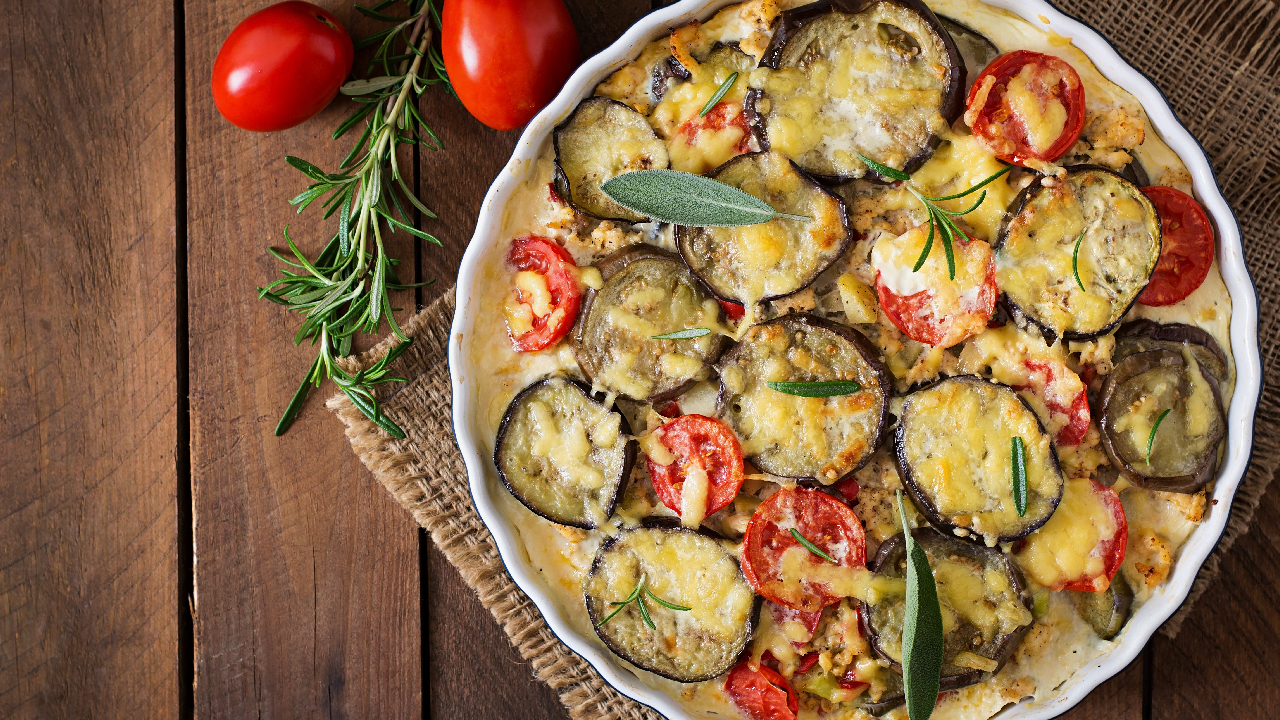 Lamm-Moussaka-Nudelauflauf ( Rezept ) | Arla - Rezept