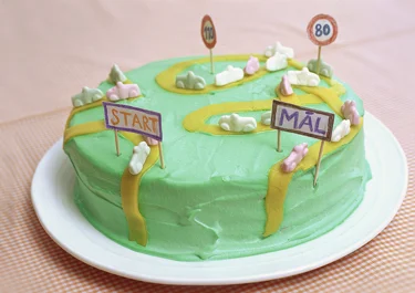 Barnkalastårta - Bilbana