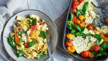 Pasta med fetaost och tomater