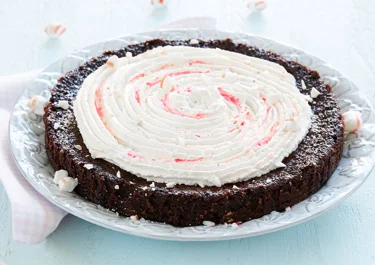 Glutenfri kladdkaka med mandelmjöl och polkagris