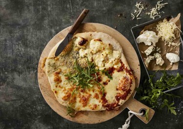 Neljän juuston pizza