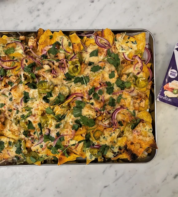 Nachos au poulet, à l'ananas et au Havarti aux jalapeños Castello®