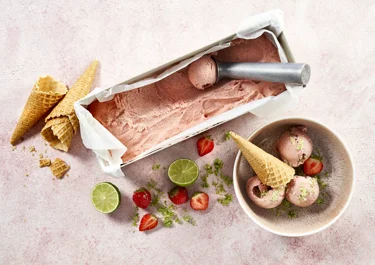 Aardbeienijs
