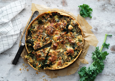 Grönkålspaj med ädelost