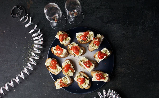 Crostini with Castello Creamy Brie and peppadews
