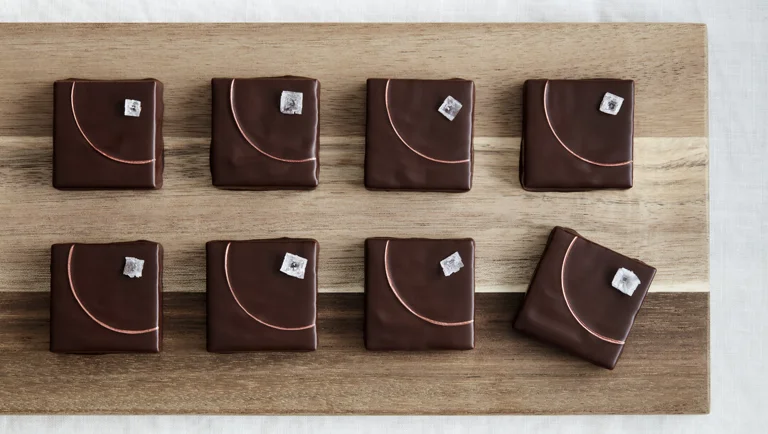 Chokolade og lakridsfudge med flagesalt