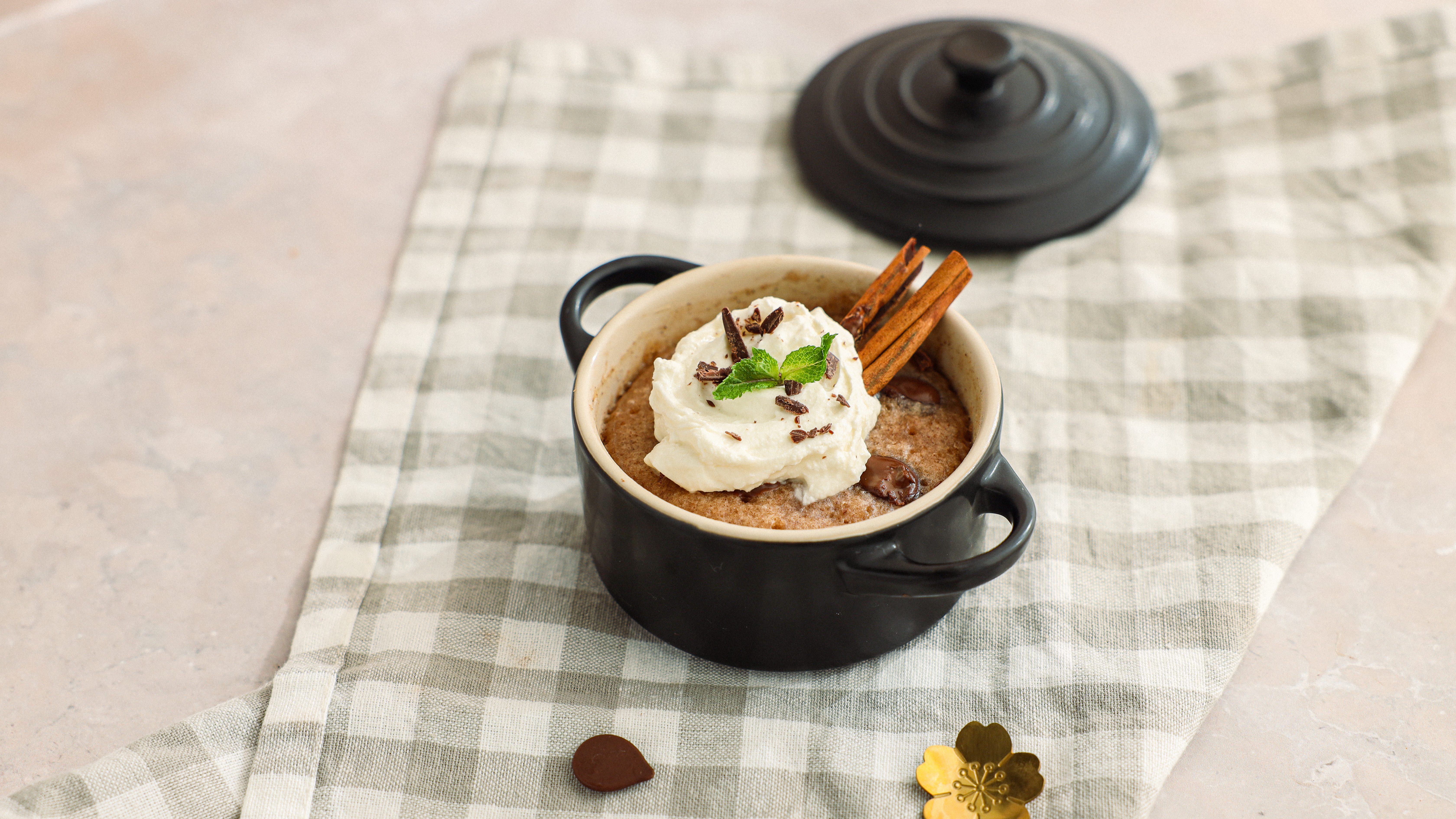Mikrowellenkuchen mit Mascarpone-Creme