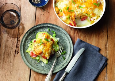 Kartoffelauflauf mit Zucchini und Kirschtomaten mit Arla Finello® Ofenkäse