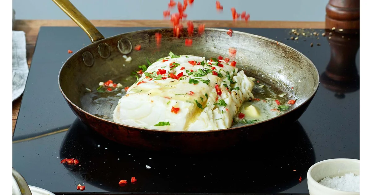 Pandestegt torsk med lime og chili
