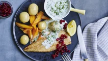 Stegte skrubber med persillesauce