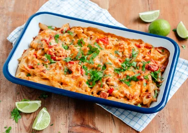 Chicken fajita pasta bake