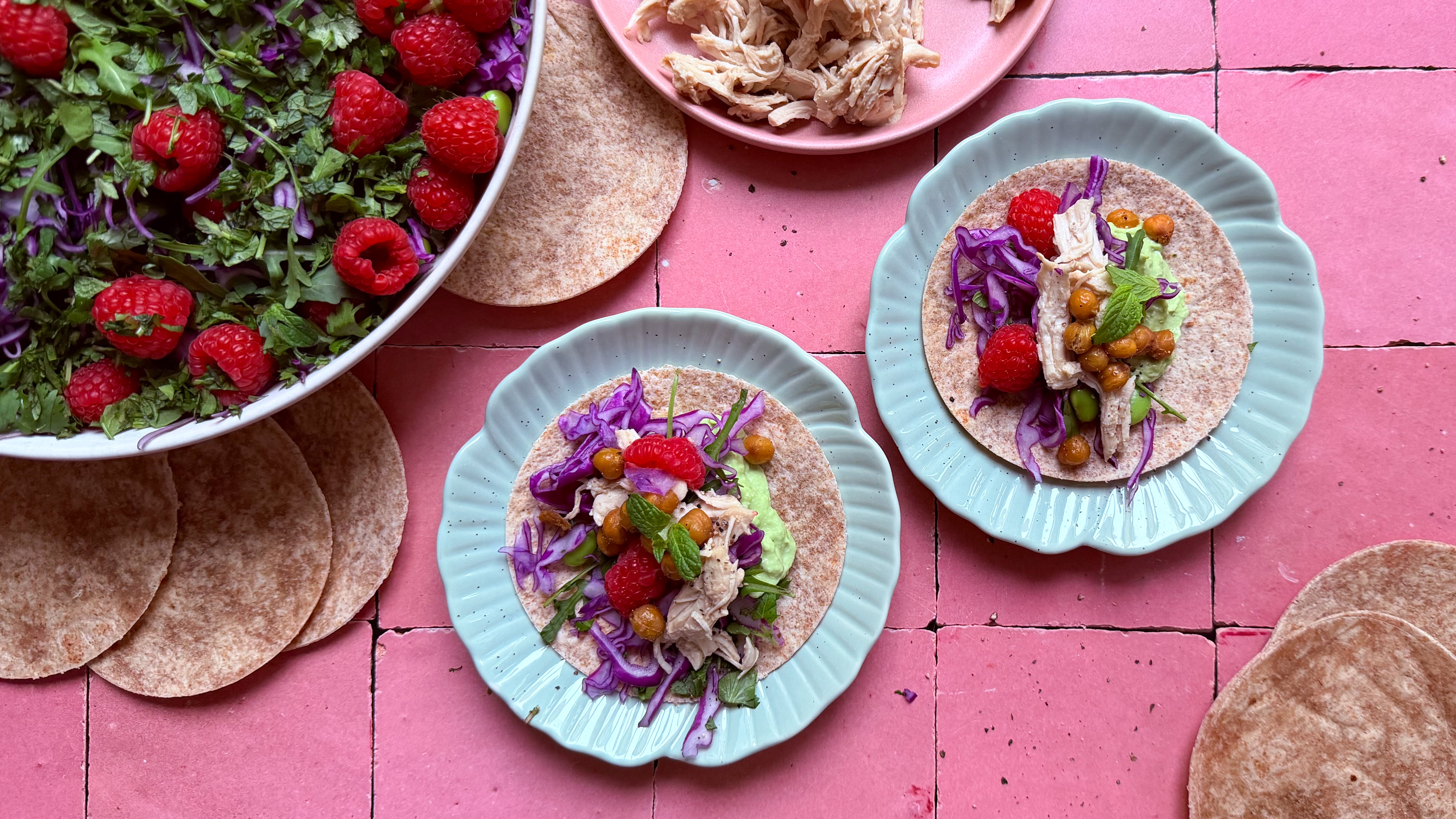 Pulled chicken tacos