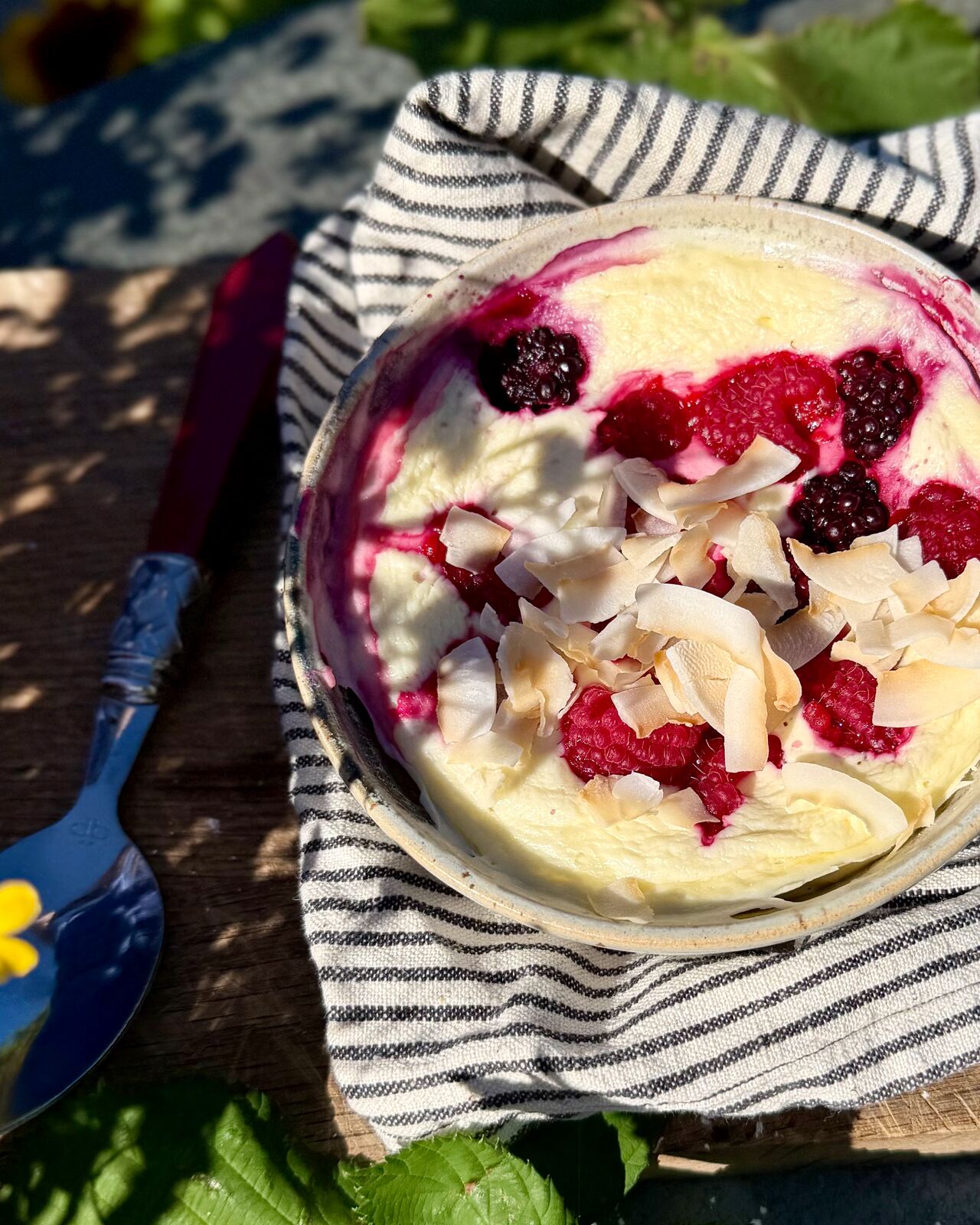 Cheesecake bowl