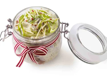 Krämig dijon- och äppelsill