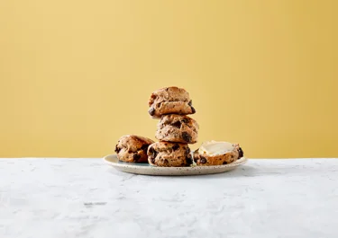 Oatscones with Dark Chocolate