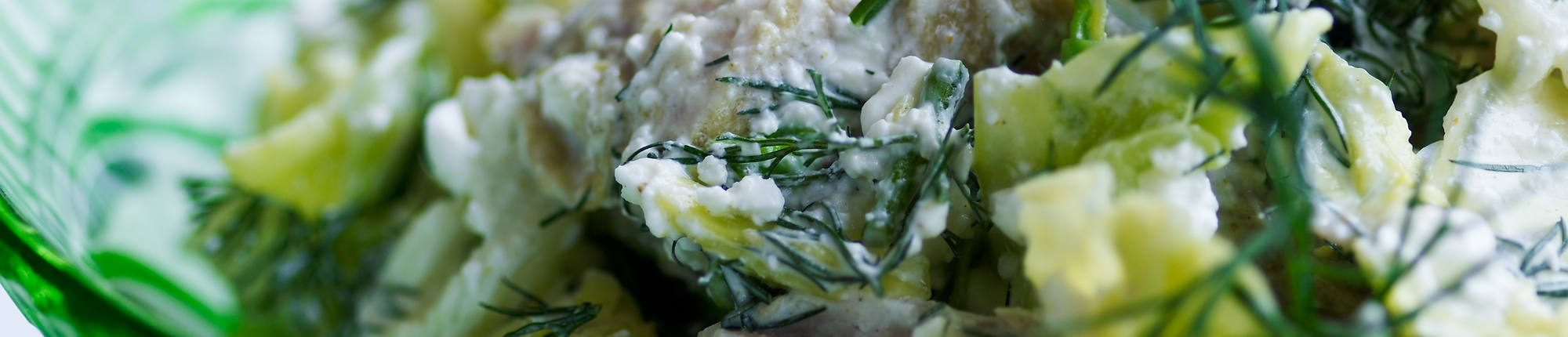 Hønsesalat med spidskål og dild
