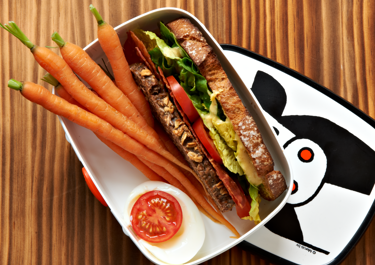 Amagersandwich med æg og tomat