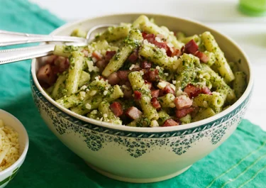 Pasta med grønkålspesto