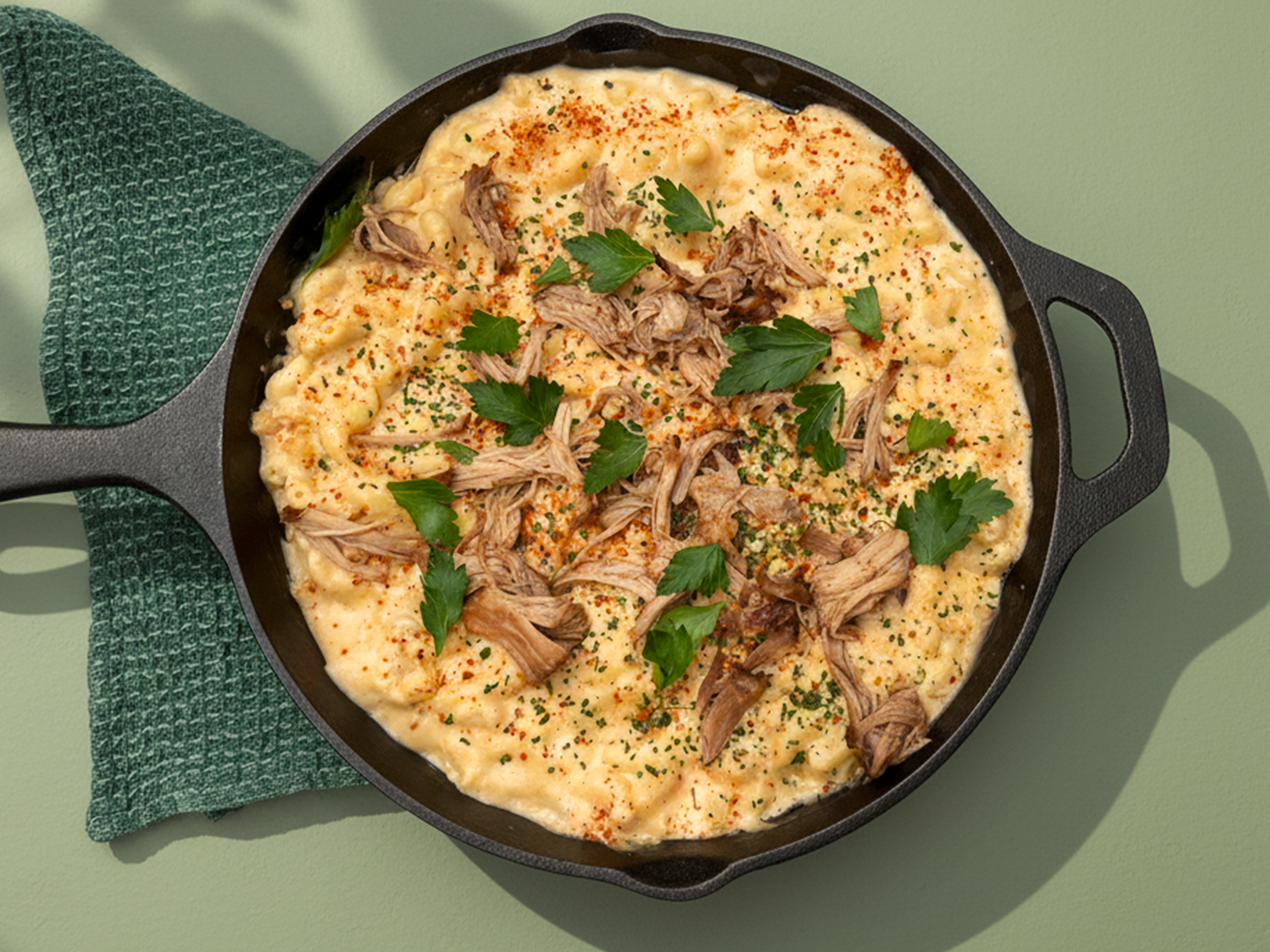 Pulled pork mac and cheese