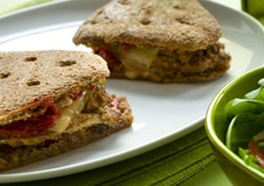 Lämmin silakka-juustotoast