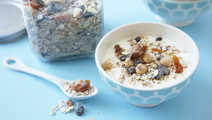 Mysli med nødder og tørret frugt