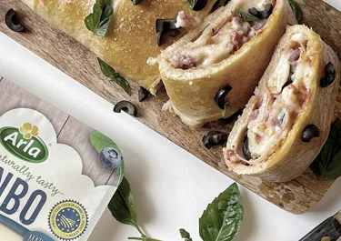 Pizza stromboli con Arla Queso en lonchas Danbo