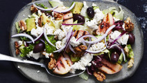 Salat med grillede ferskner