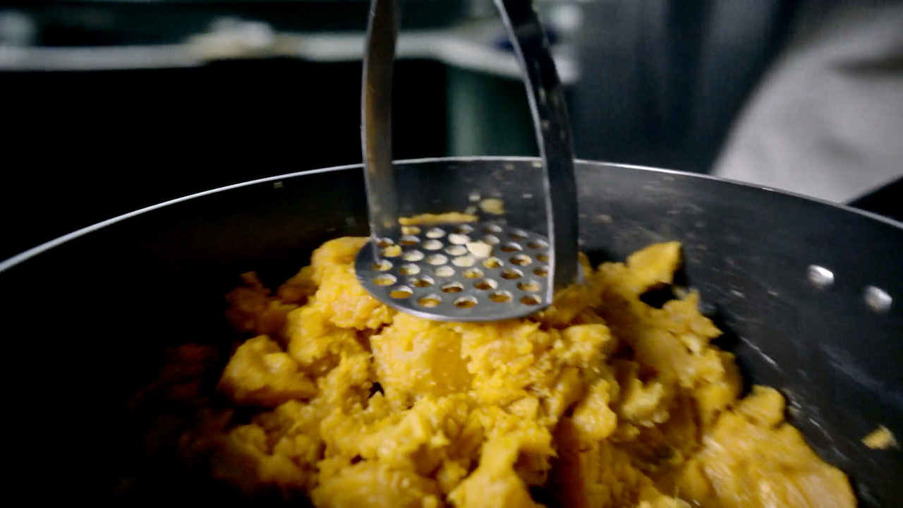 Sweet potato and harissa mash | Lurpak®