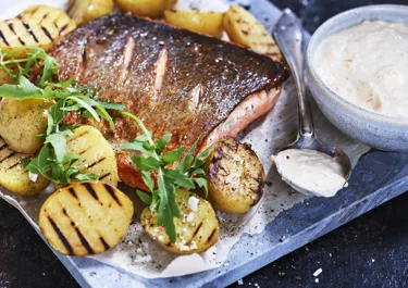 Stekt lax med färskpotatis