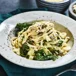 Vegetarisk pasta med grönkål, ost och frön