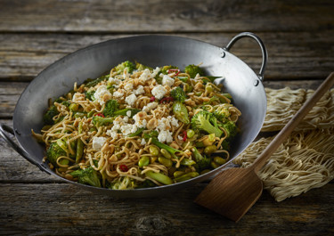 Wok med nudler