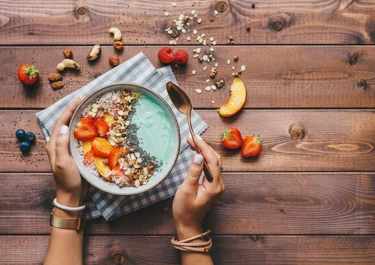 Smoothie Bowl with Dates