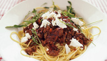 Köttfärssås med rödbetor