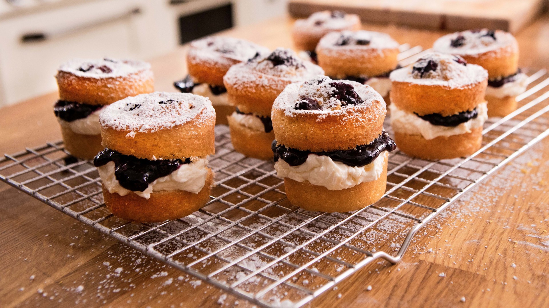 MINI LEMON AND BLUEBERRY VICTORIA SPONGE CAKES