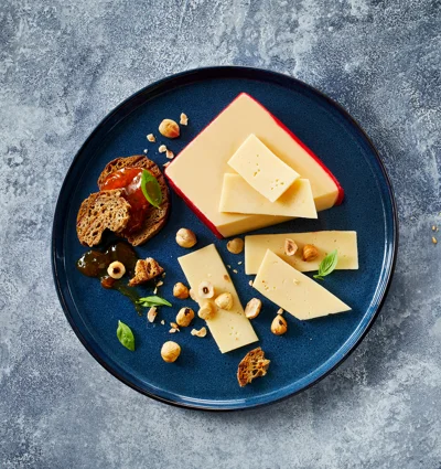 CASTELLO® EDAM CHEESE