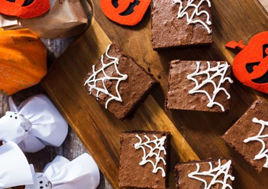 Brownies με frosting φρέσκου τυριού κρέμα
