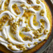 Saffranskladdkaka med vit choklad och passionsfrukt
