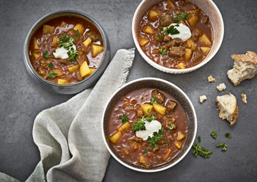 Unkarilainen Gulassikeitto