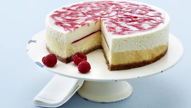 Cheesecake framboise double texture et son insert fruité