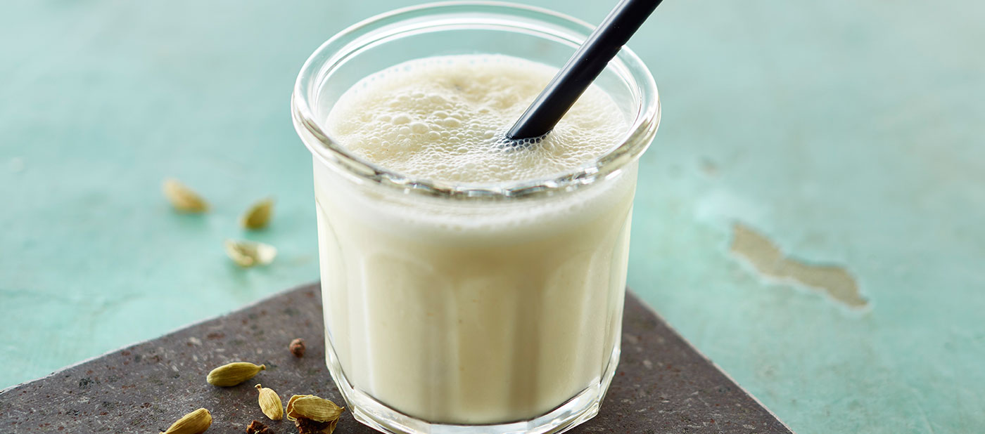Appelsin og kardemomme smoothie