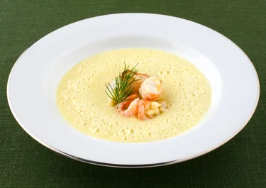 Jordärtskockssoppa med curry och skaldjur