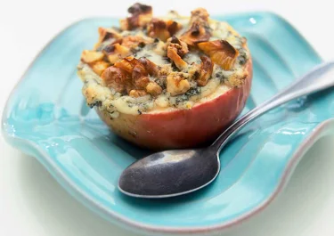 Stekta äpplen med ädelost