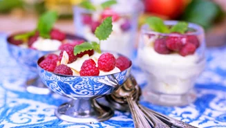 Vit chokladmousse med citron